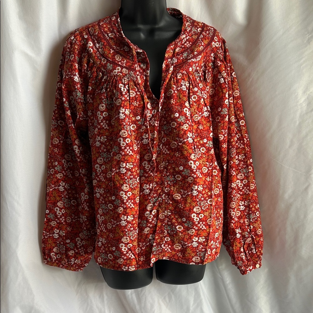 Universal Thread Red Floral Blouse